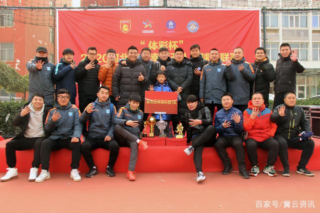 排超女排A级季后赛苏津同获3连胜 上海3-1挫福建